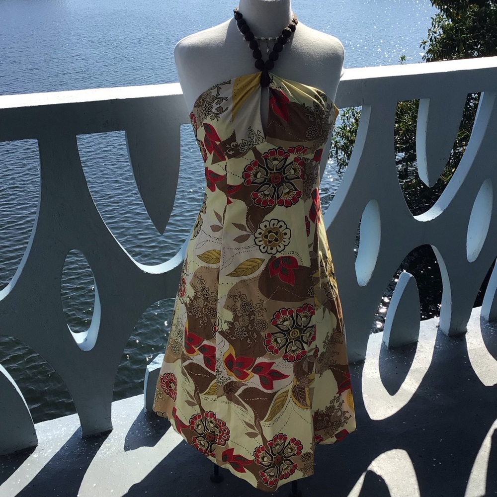 Amanda Lane Strapless Floral Halter Summer Dress in Yellow, Brown and Red